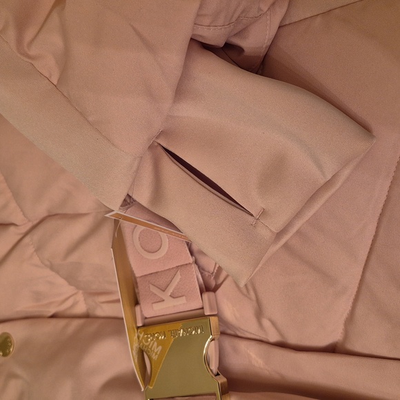 Michael Kors - Belted Parka jacket with faux fur trim on Hood - Blush Pink - Picture 8 of 10